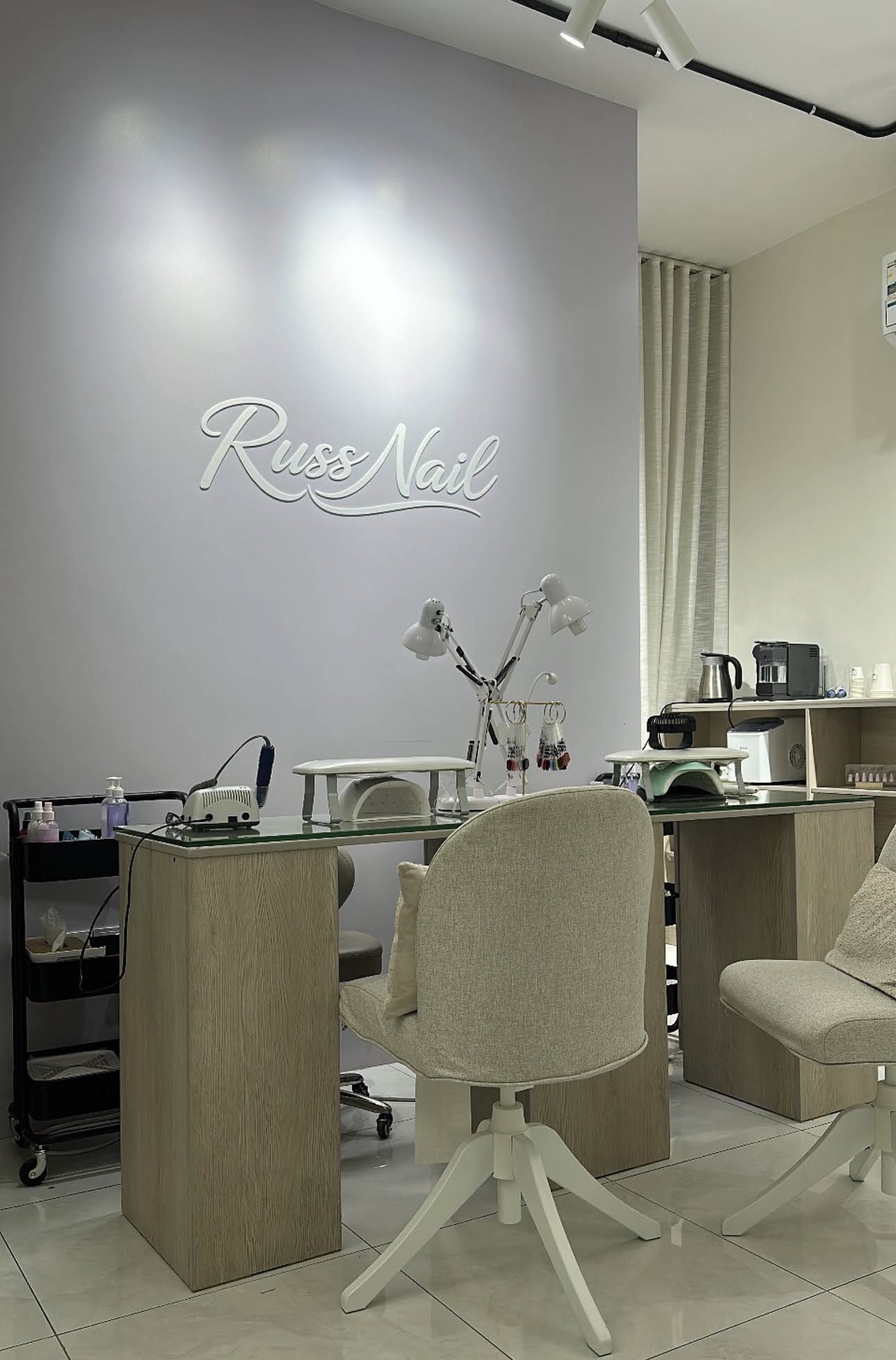 Russ Nail Salon