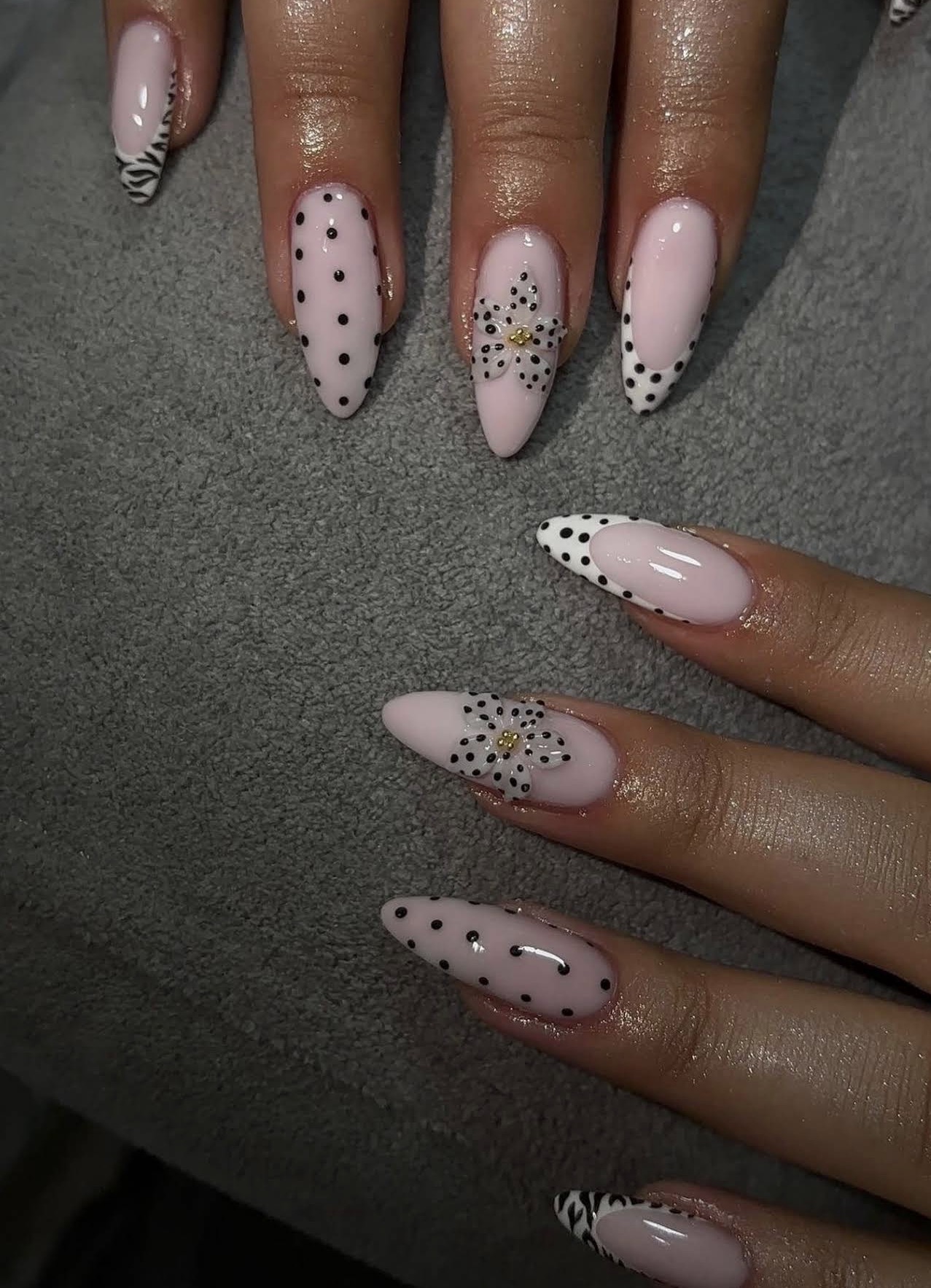 Russ Nail Salon
