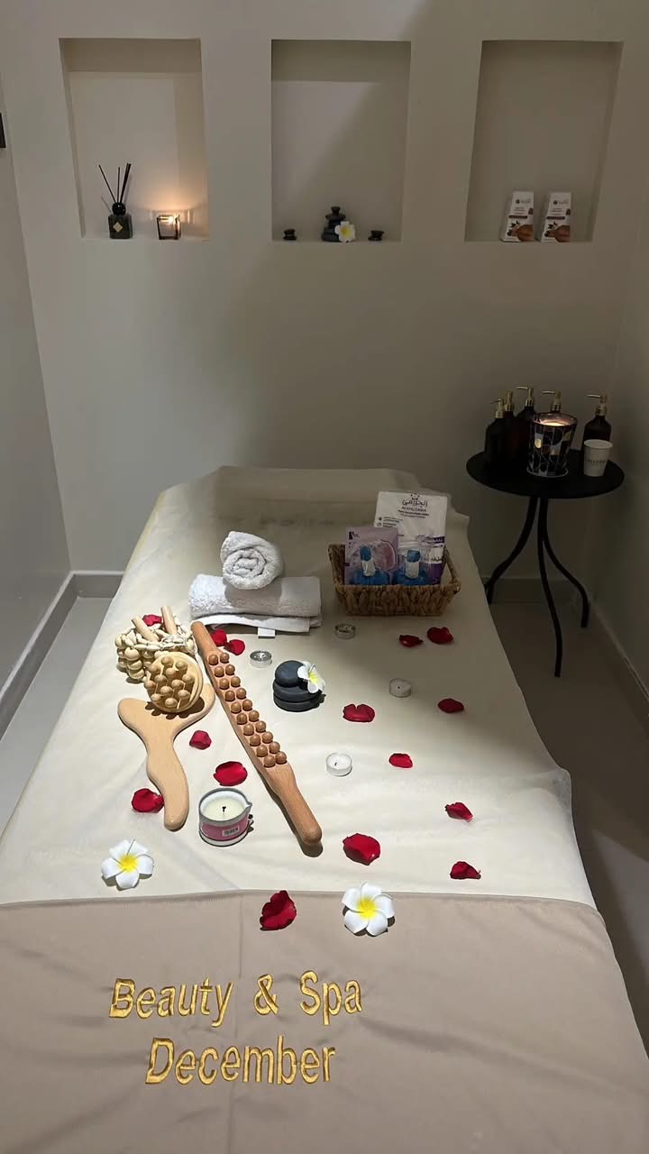Salon December GH | صالون ديسمبر جي اتش