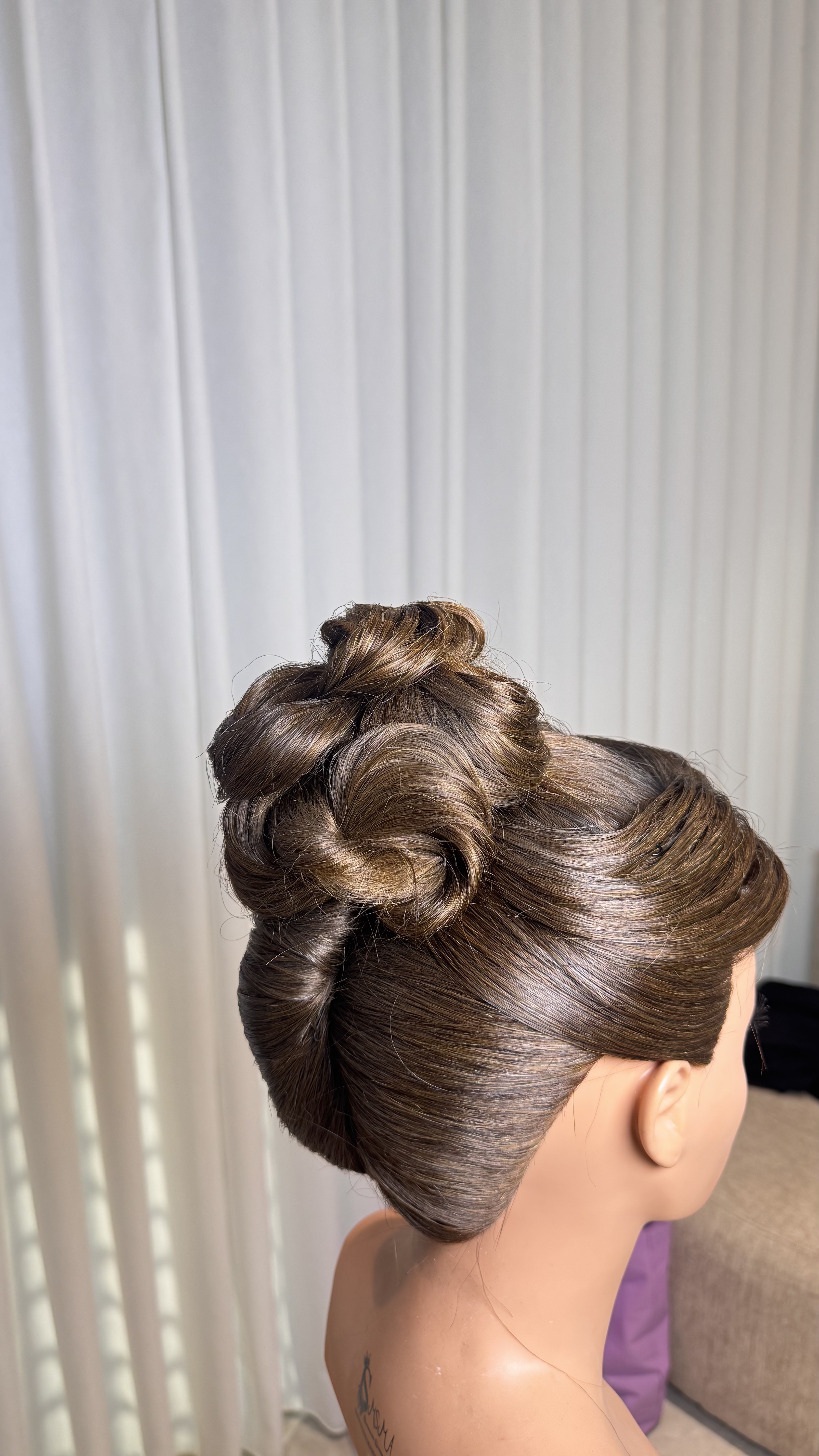 Makeup artist & hairstylist