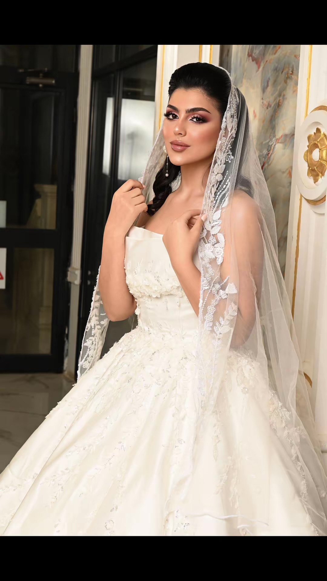 Makeup artist & hairstylist