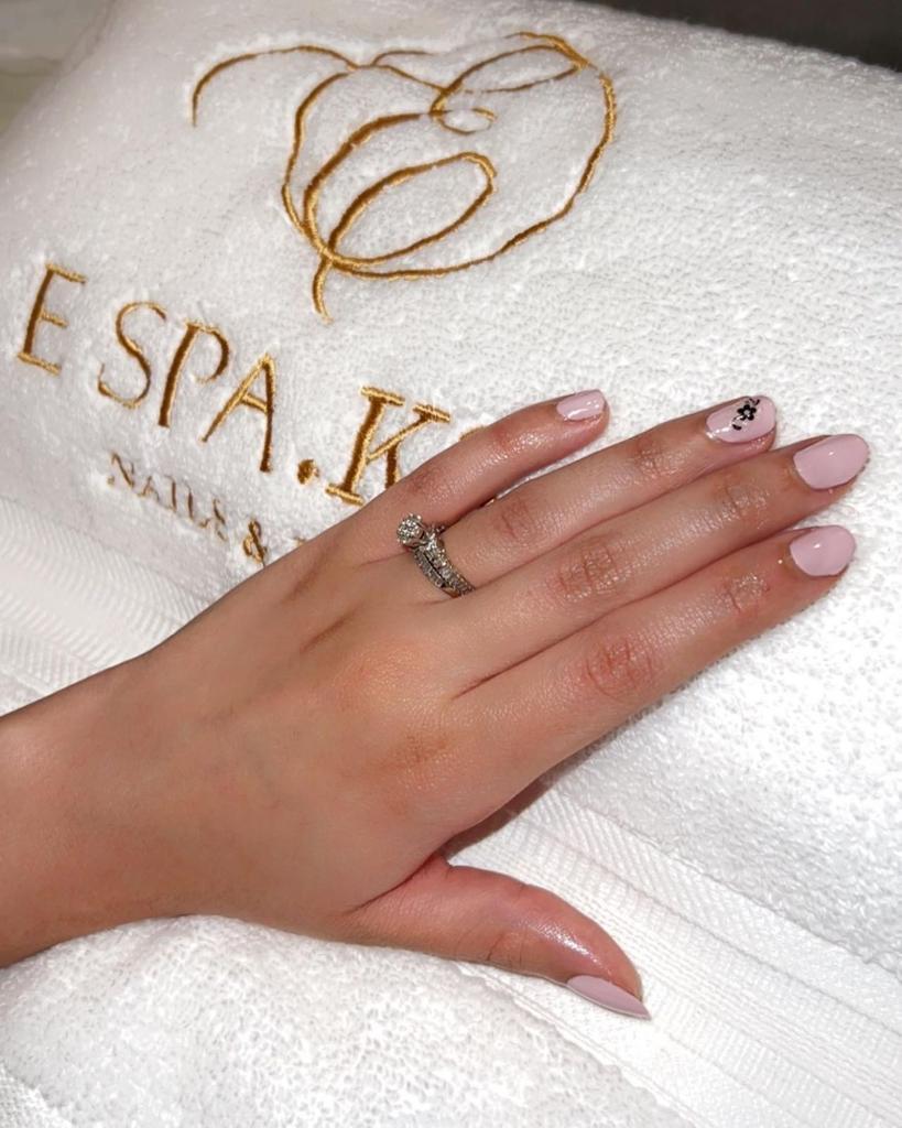 E Spa Nails & massage