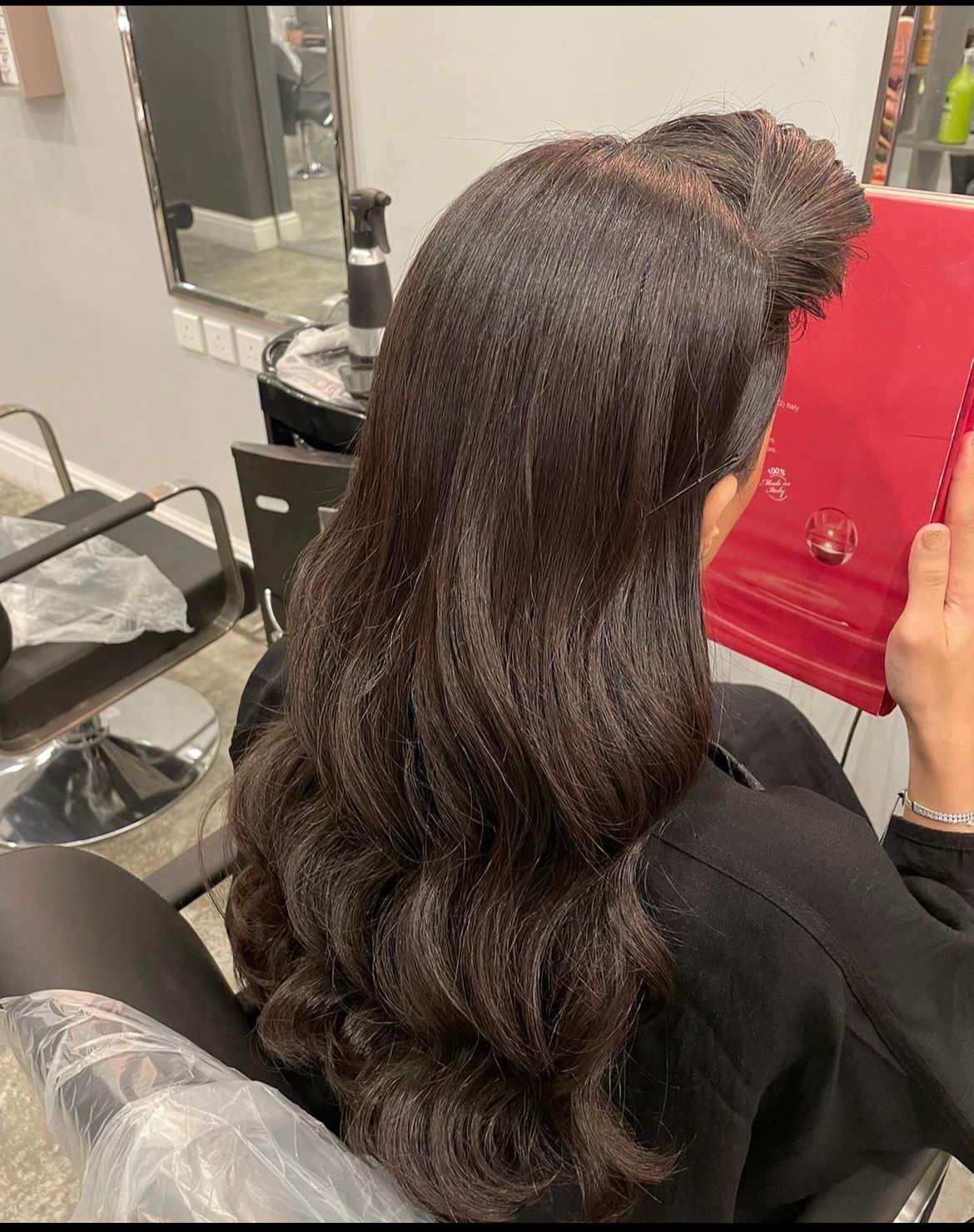 gray salon