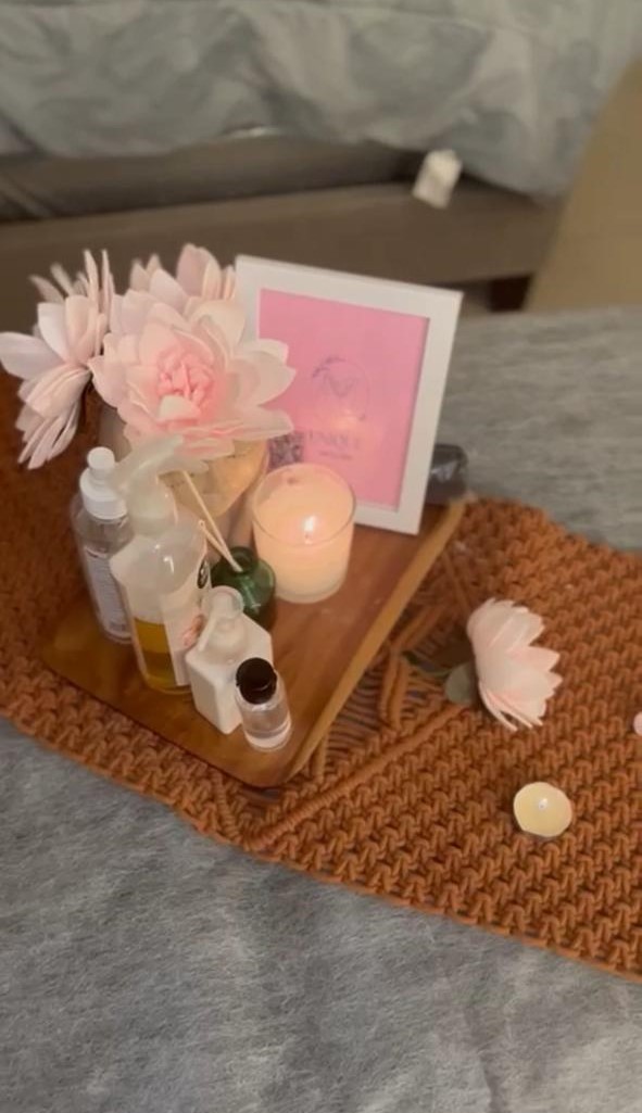 unique nails spa