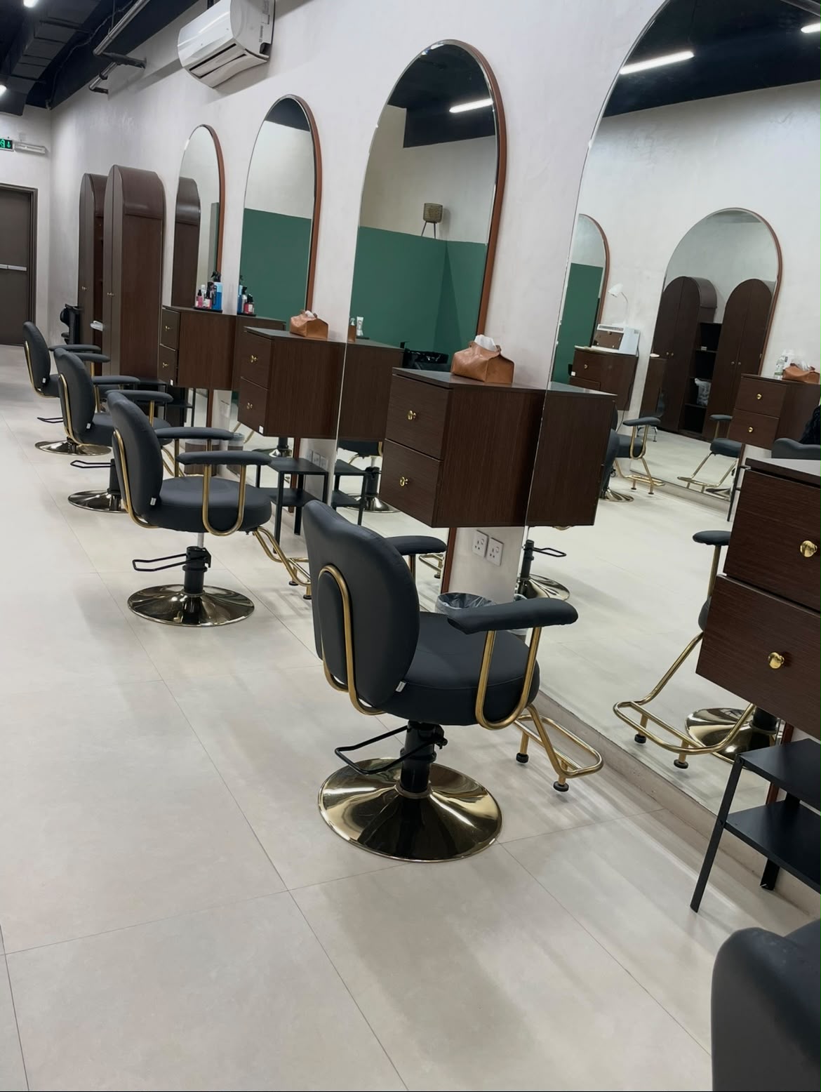 Zaza hair salon